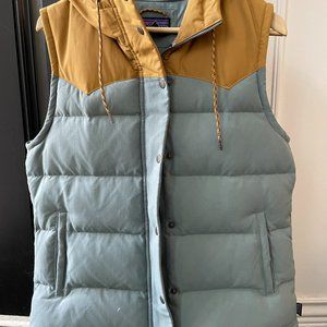 Patagonia Women's L Puffer Vest